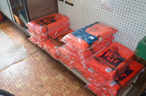Property photo 7 - PERSONAL PROPERTY AUCTION, Smokeys Landing Inventory & Personal Property